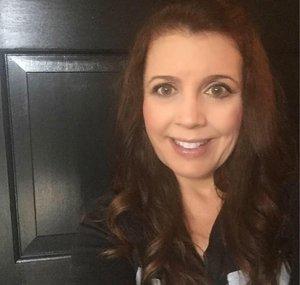 Online Selling With Tina
