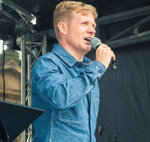 Luke Harding