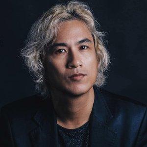 Ely Buendia